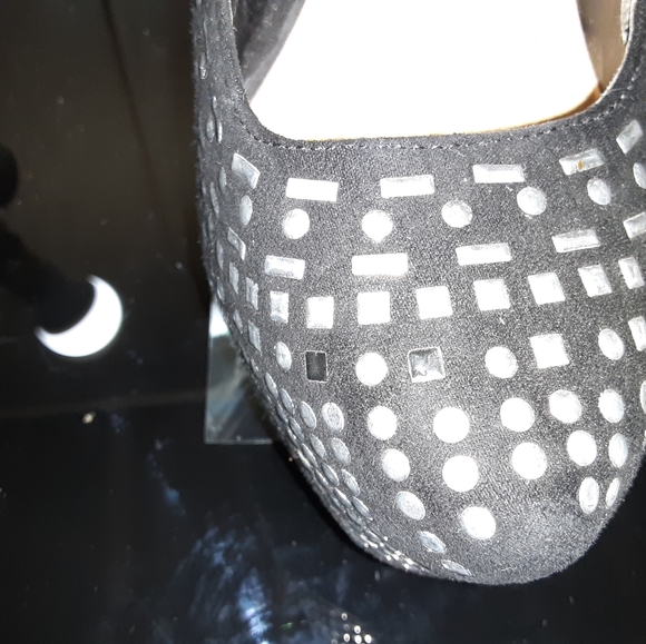 Great pair of very fashionable high heels - Picture 5 of 7